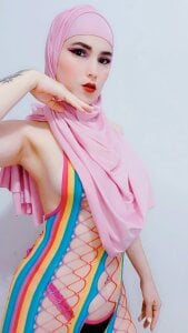 jamila_zair If temptation is beautiful, imagine the sin 🤤 Pic