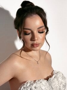 AngelynBraly: Public ( 3 фото)