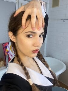 LeenaPuita What episode do you think I'm from? Pic