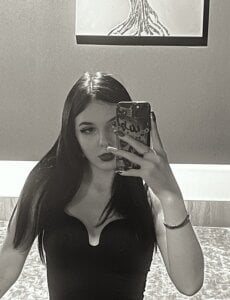 TrisaGovard's XXX Nude Photo 5