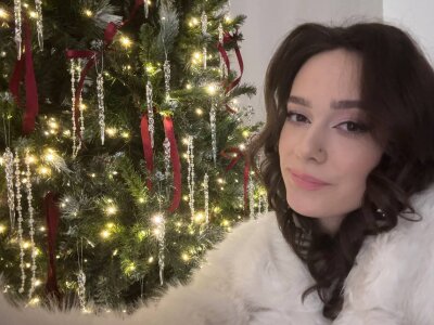 LilyLanes Wait for very beautiful photos❤️ Pic 2