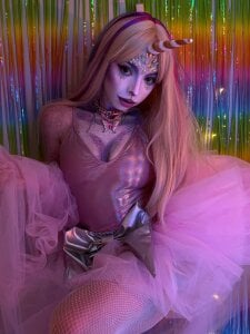 ElisabethDavis U N I C O R N 🦄 Pic 4