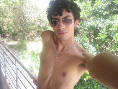 axel_love13 axel <3 Pic 3