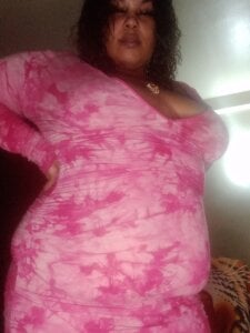 MissMazi Public Pic 3