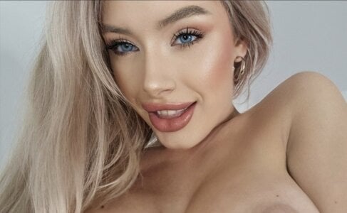 blonde_anna Just smile 😜 Fotka