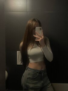 LisanBrownのPublicの 3枚の写真