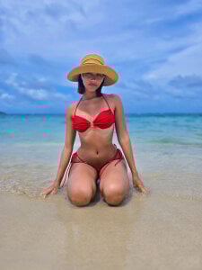 Cloe_Stone_Scote Public slika