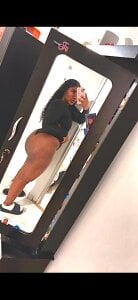 NaomiiHill Public slika 2