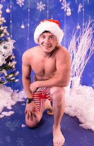 MagnusKnight_ 🎅🔥 Naughty vibes only—come closer. Pic 2