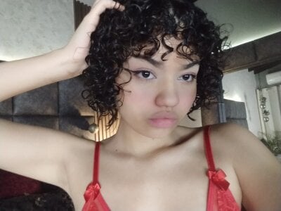 chloe_cortez Public Pic 4