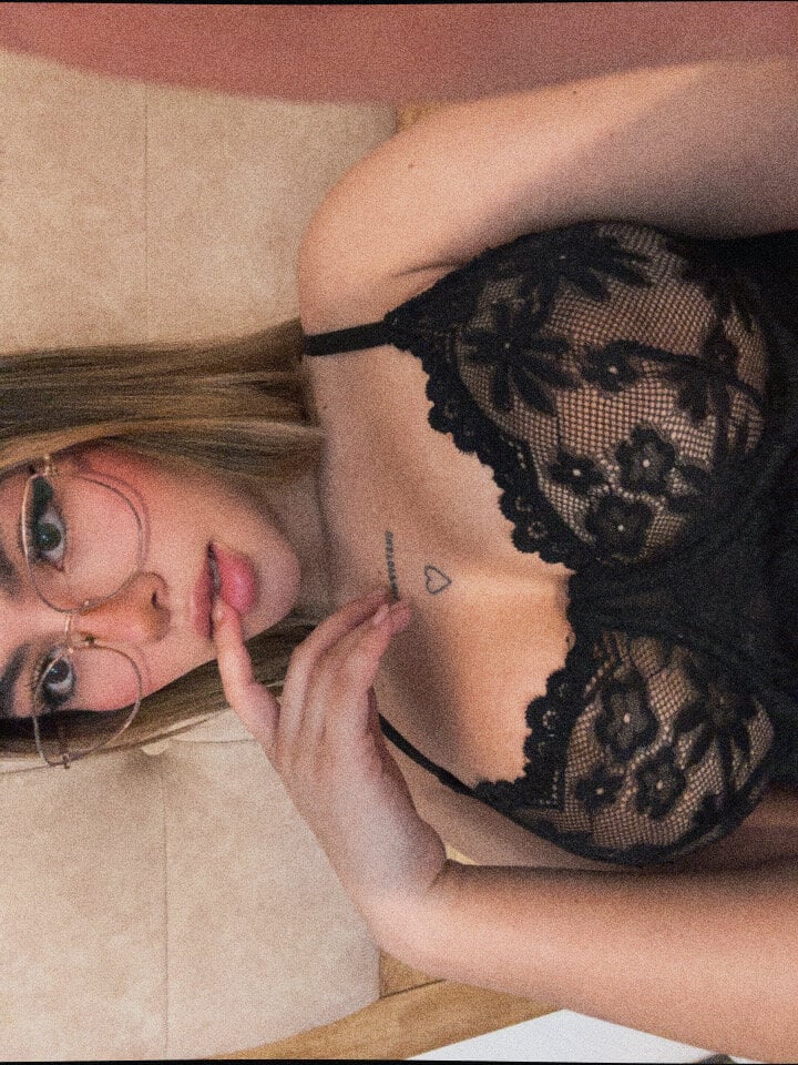 Your_Honeey Trending Pic 6953