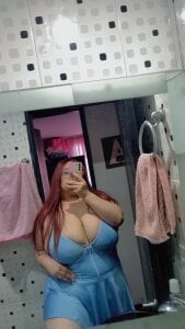 kattybbwbigboobs_Public Bild