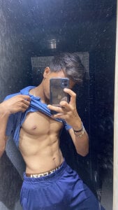 RahulisHorny_007 Public Pic 9