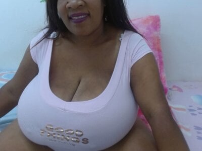 BeautifulBustySA Public 사진