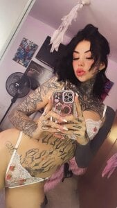 Valerykat_ Kisses in my body 😈🥵 Foto