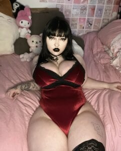 FaeKelly Public Pic 3