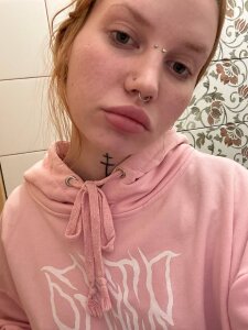 Your_naomi_ross Public Pic 5