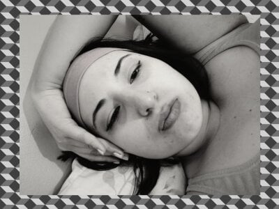 imsohornydacom Edits Billede