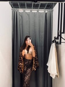 NeliaVandresar Weekdays 😋😋😋 Pic 2