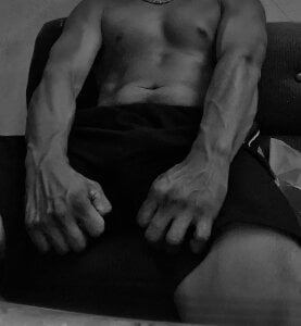 🤜🏽 de Charlykll  5 Imagens