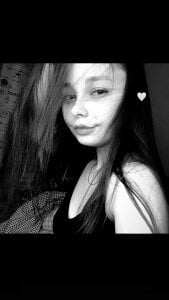 Amarieni A little selfie Photo