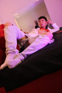 Noah_DeLuca_ Public  3. fénykép