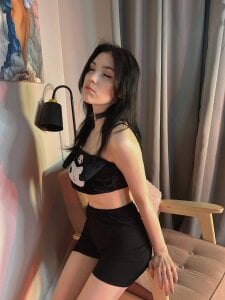 Sophie_SkyAngelのur fav petite girl Sophie 💋の 3枚の写真