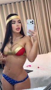 MaddyMay_ Wonder woman 👸🏻🫰🏻 Pic 2