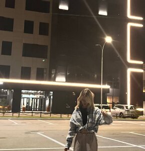 GaryKanney Sexy Riley Pic 5