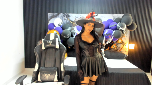 Ivy_16 halloween Pic 4