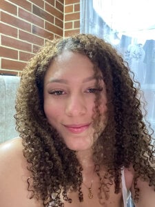 onlyemily_ Public 사진