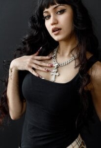 TiffanyYounge Secret dreams Gambar 3