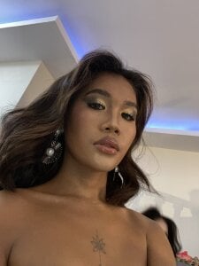 scarlet_enchantress Public Pic 2