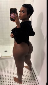 London_xo Mirror selfie compilation Εικόνα