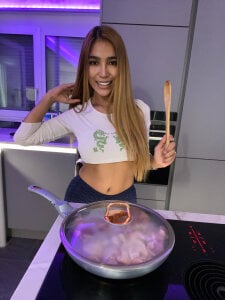 AkiFoster its me Pic 2