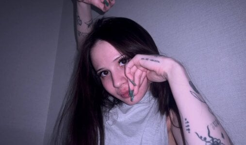 EvilyneEva kullanıcısının Public albümü -  3 fotoğraf