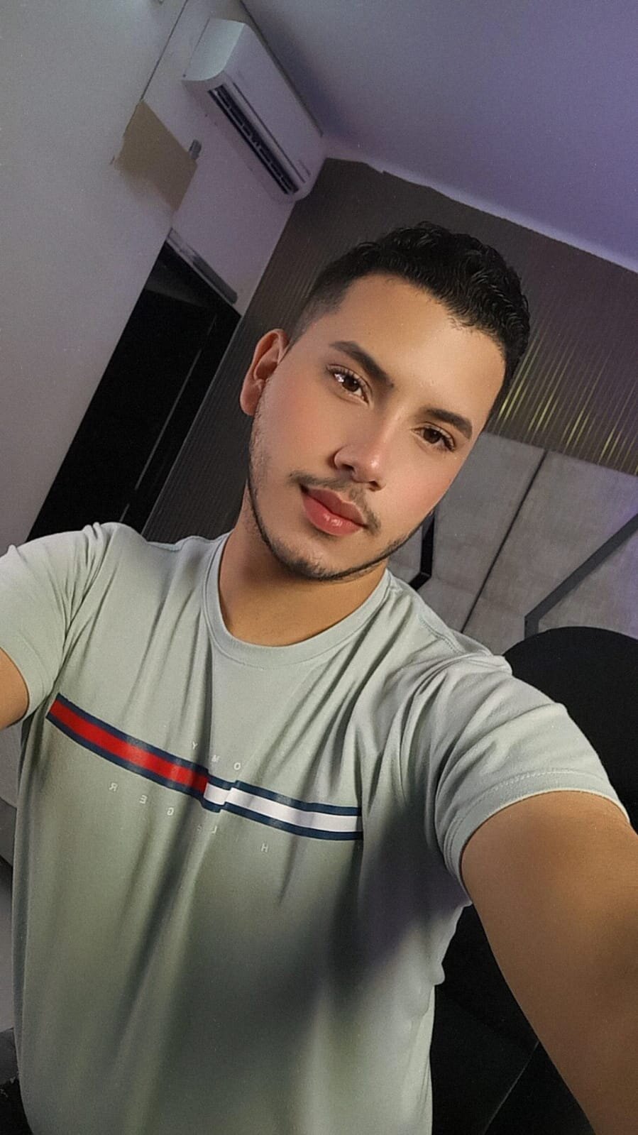 Axel_grey_ Populært foto 422