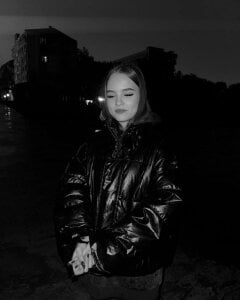 Aneta_Foster Public Photo 4