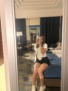 SuzannaMurr Public Pic 8