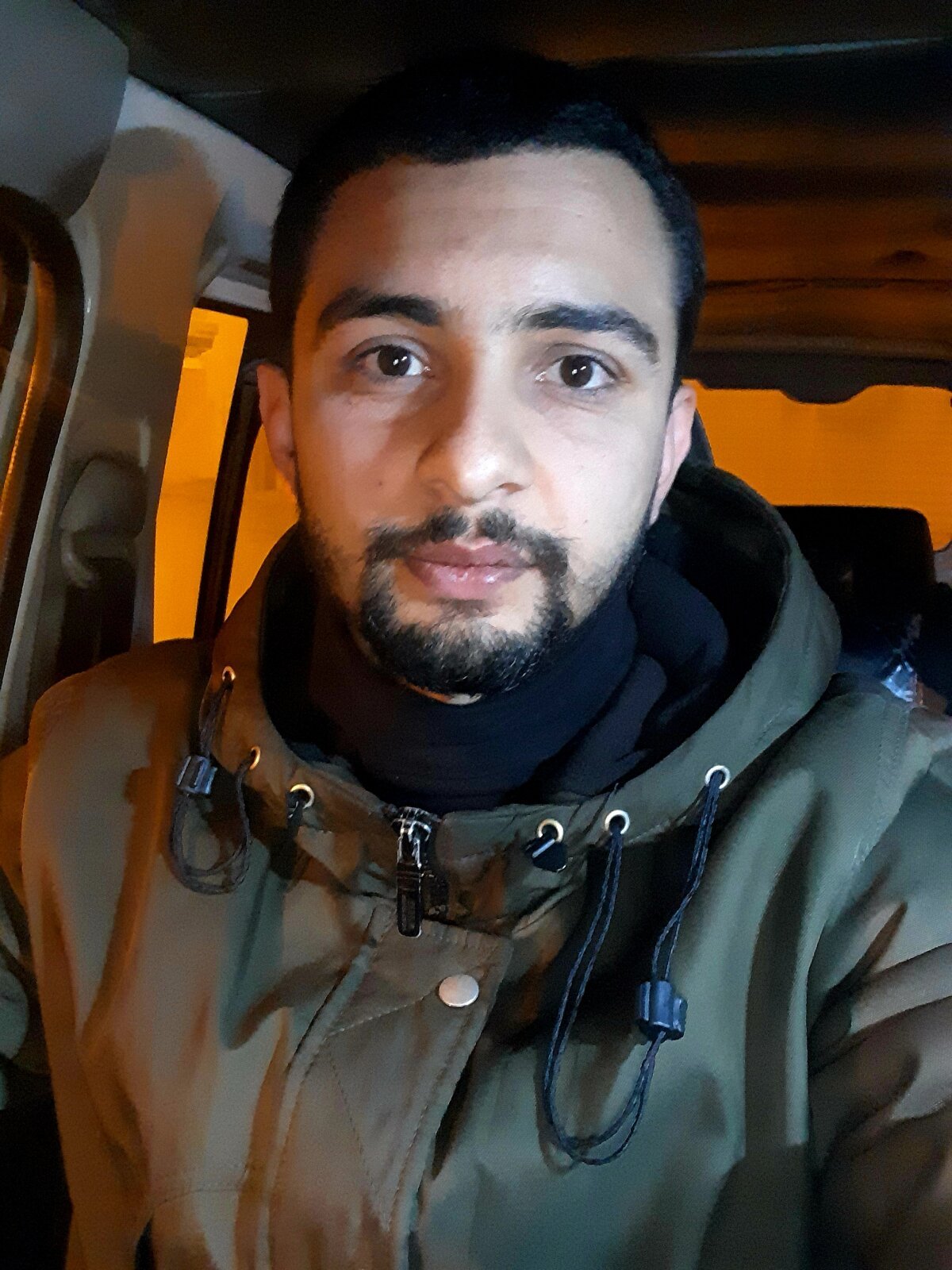 Hazembahloul 님의 트렌드 중인 사진  4703개