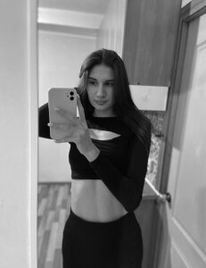 imwintercherry Public Pic 4