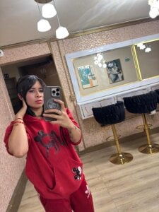 Caroline_palmerr Public Pic 3