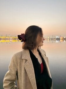 LuluSweetyGirlPublic Bild