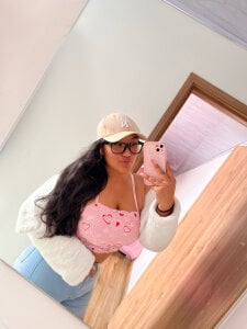 SharaRous Public Pic 5