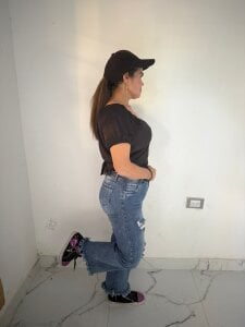 Perverted-Dirty-Mother Public Photo 2