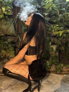 Black 😵‍💫🖤 de CelesteRhoades  2 Imagens