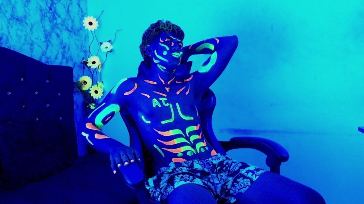 Ảnh Thịnh Hành của Valentino_Lane 8392