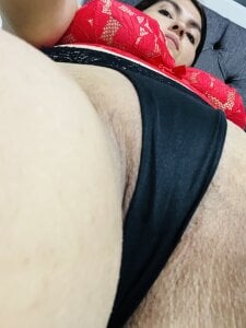 RosaliaVicky Public Pic 7