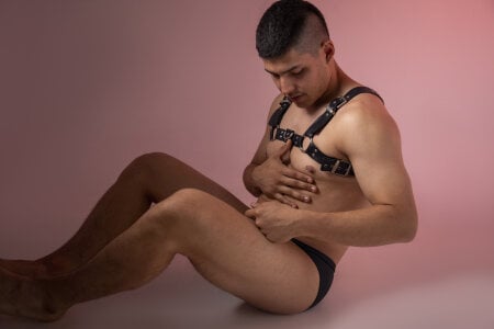 DamianKink: Public ( 4 фото)