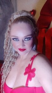 Alejaa__Fox Be sure to select Aleja as a favorite and follow her ! Pic 7